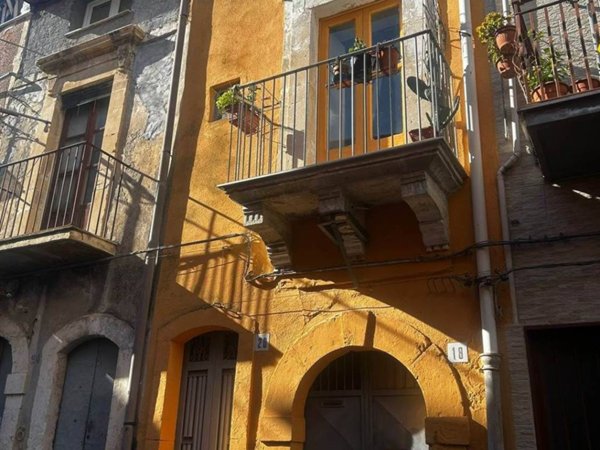 casa indipendente in vendita a Militello in Val di Catania