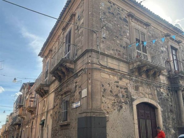 casa indipendente in vendita a Militello in Val di Catania