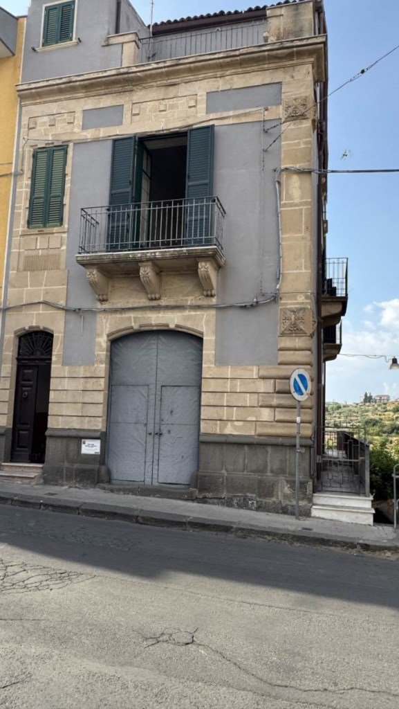 casa indipendente in vendita a Militello in Val di Catania