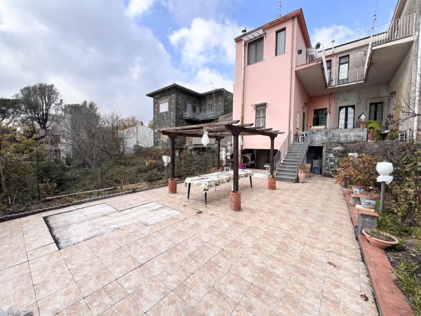 casa indipendente in vendita a Milo