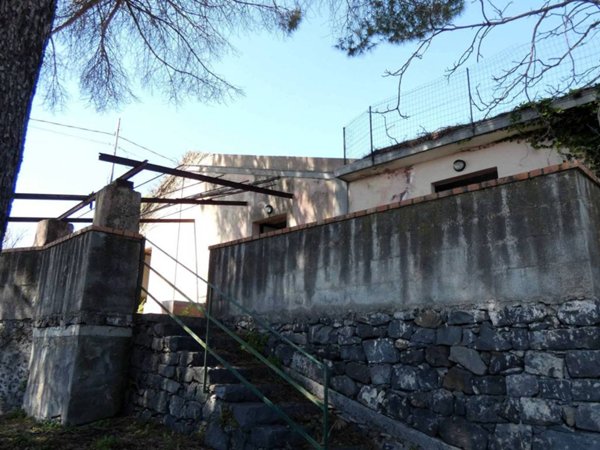 casa indipendente in vendita a Milo