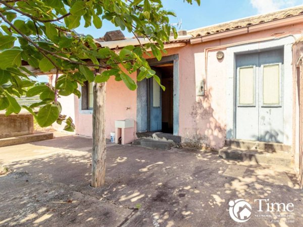 casa indipendente in vendita a Milo