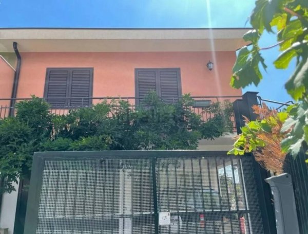 casa indipendente in vendita a Milo