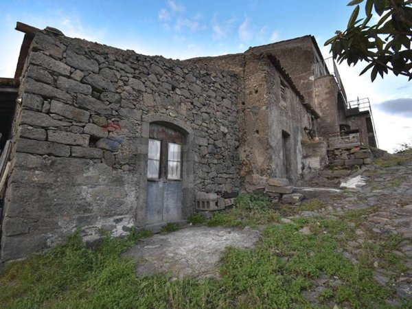 casale in vendita a Milo