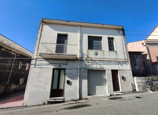 appartamento in vendita a Milo