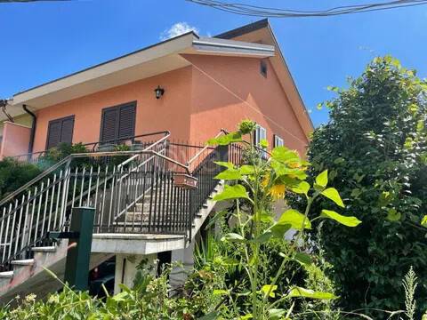 casa indipendente in vendita a Milo