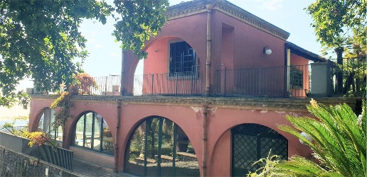 casale in vendita a Milo