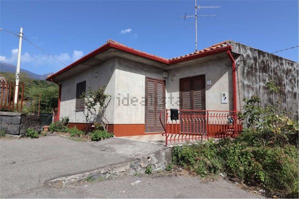 casa indipendente in vendita a Milo