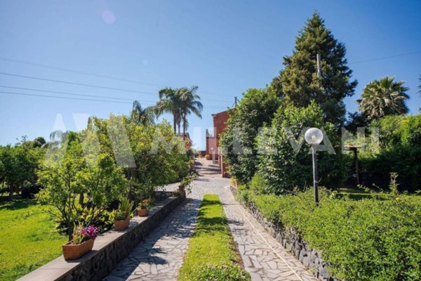 casa indipendente in vendita a Milo