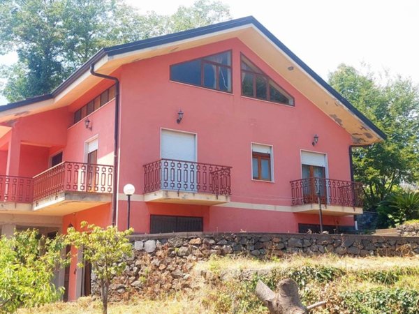 casa indipendente in vendita a Milo