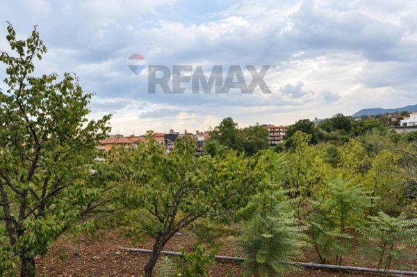 terreno in vendita a Milo