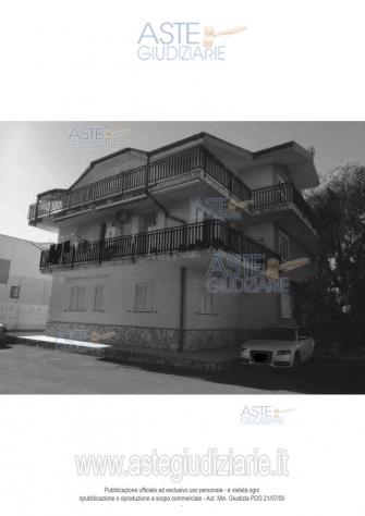 negozio in vendita a Mineo