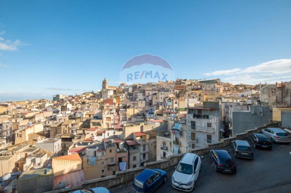 casa indipendente in vendita a Mineo