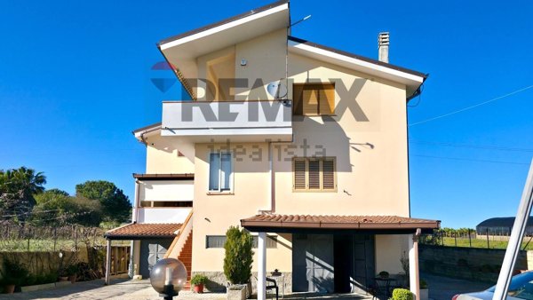 casa indipendente in vendita a Mineo