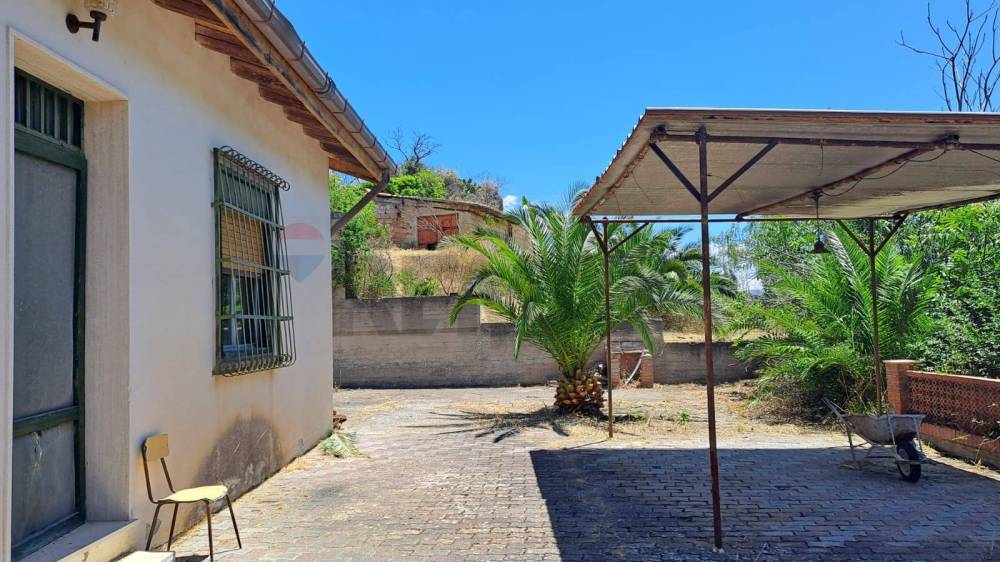 casa indipendente in vendita a Mineo