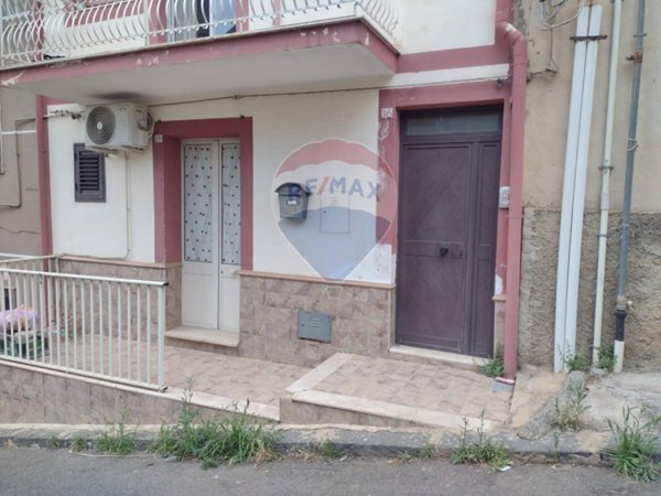 casa indipendente in vendita a Mirabella Imbaccari