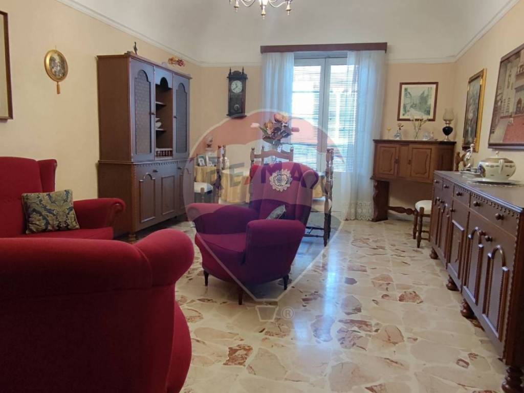 casa indipendente in vendita a Mirabella Imbaccari