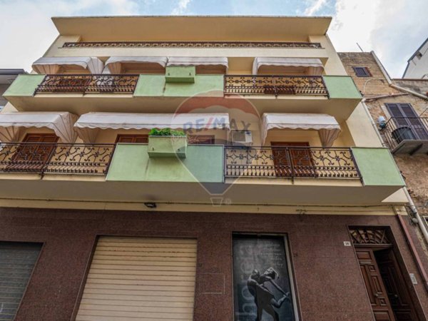 casa indipendente in vendita a Mirabella Imbaccari