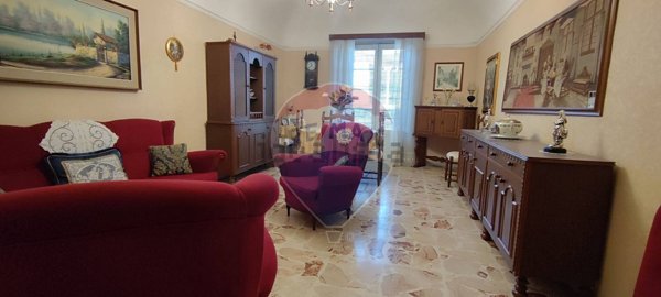 casa indipendente in vendita a Mirabella Imbaccari