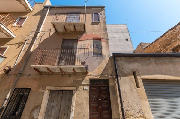 casa indipendente in vendita a Mirabella Imbaccari