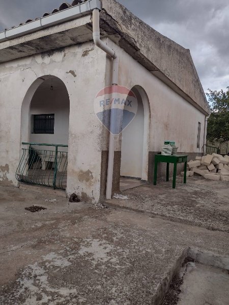 casa indipendente in vendita a Mirabella Imbaccari