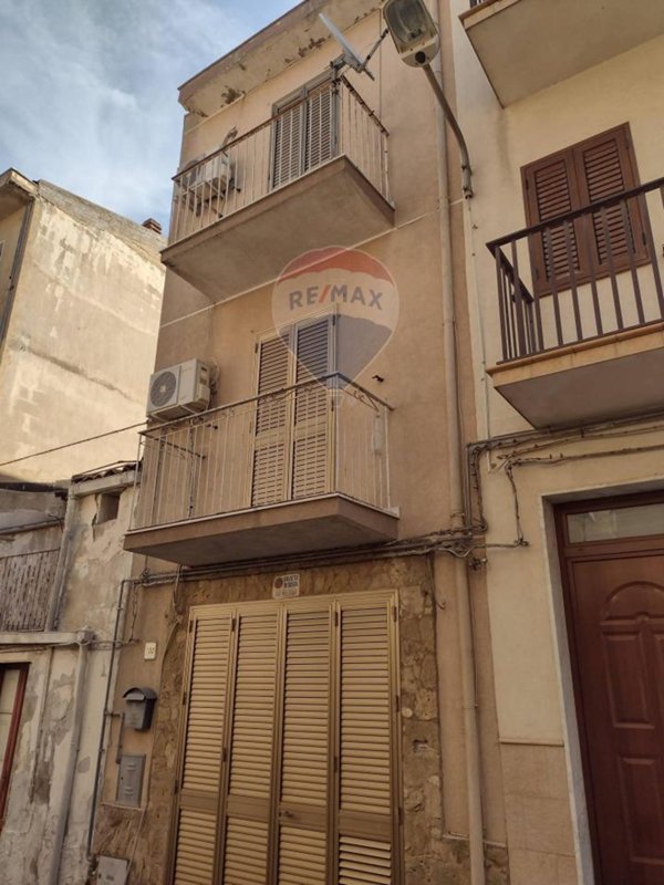 casa indipendente in vendita a Mirabella Imbaccari