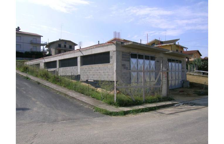 terreno edificabile in vendita a Mirabella Imbaccari