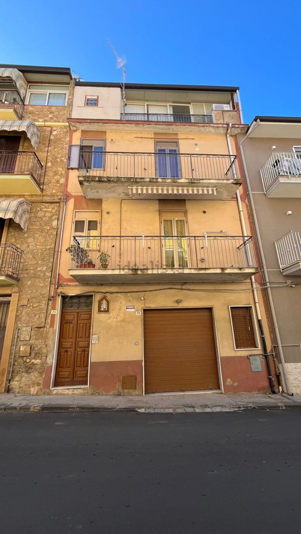 casa indipendente in vendita a Mirabella Imbaccari