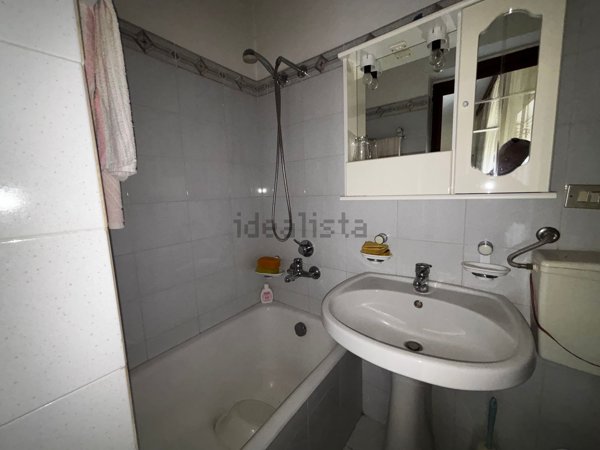 esavano in vendita a Mirabella Imbaccari