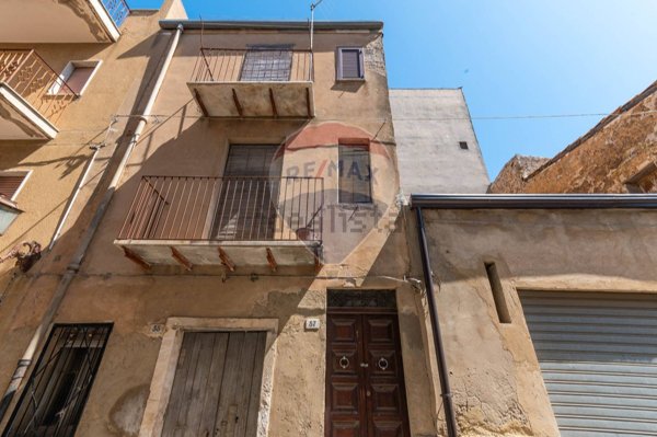 casa indipendente in vendita a Mirabella Imbaccari