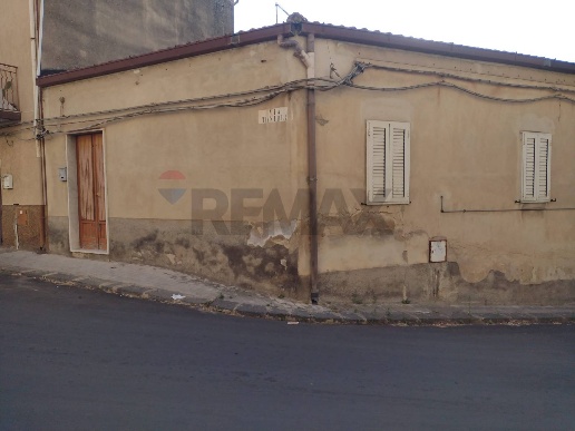 casa indipendente in vendita a Mirabella Imbaccari