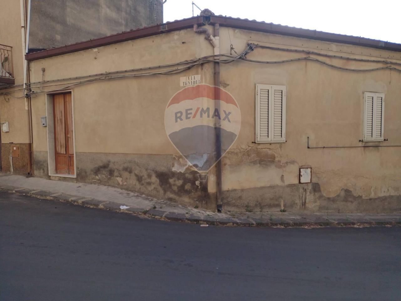 casa indipendente in vendita a Mirabella Imbaccari