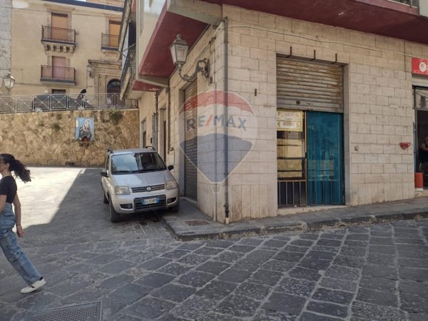appartamento in vendita a Mirabella Imbaccari