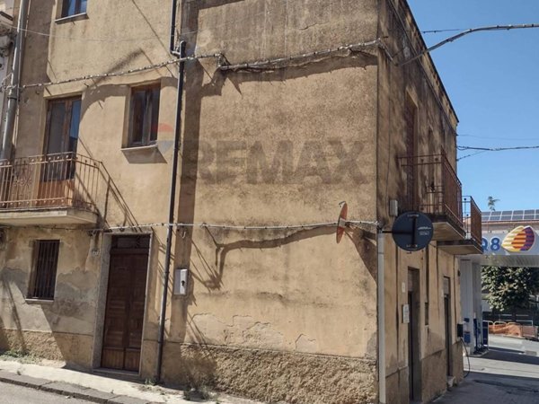 casa indipendente in vendita a Mirabella Imbaccari