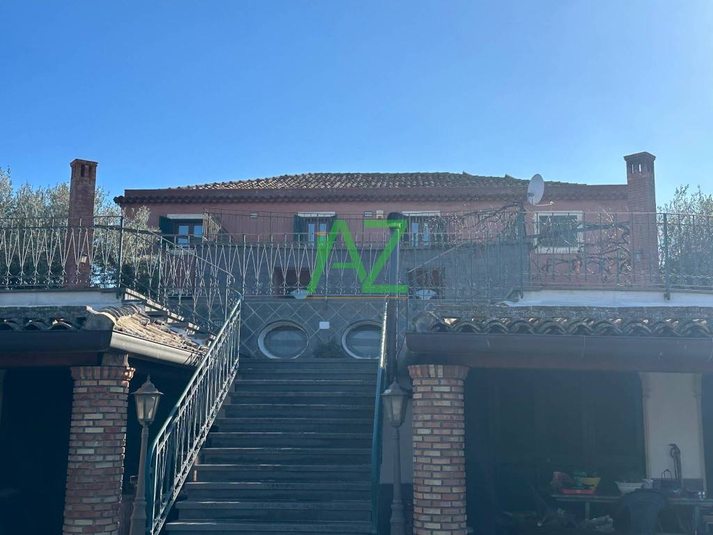 casa indipendente in vendita a Misterbianco in zona Serra