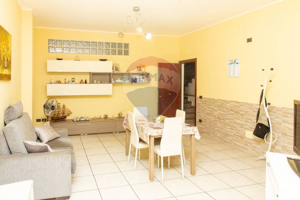 casa indipendente in vendita a Misterbianco in zona Centro Città