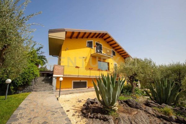 casa indipendente in vendita a Misterbianco