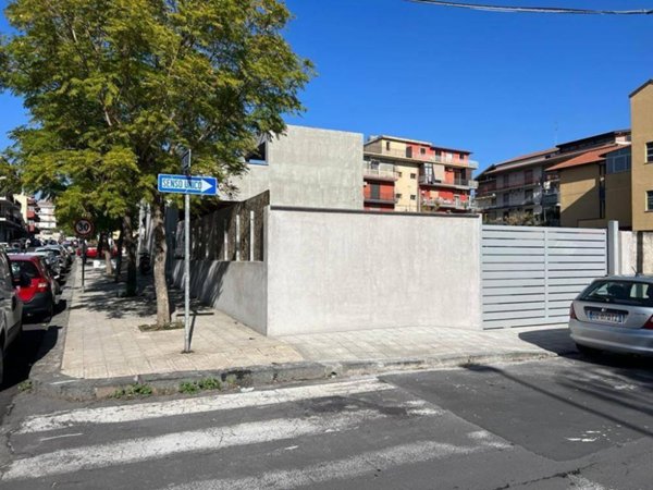 negozio in vendita a Misterbianco in zona Lineri / Montepalma