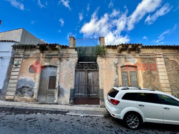 casa indipendente in vendita a Misterbianco in zona Centro Città