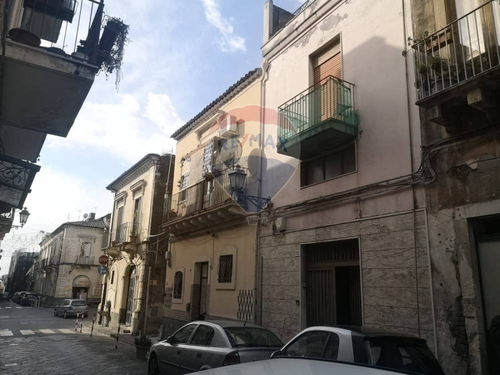 appartamento in vendita a Misterbianco in zona Centro Città