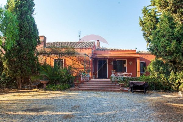 casa indipendente in vendita a Misterbianco