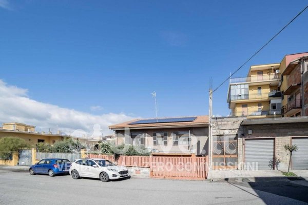 casa indipendente in vendita a Misterbianco in zona Lineri / Montepalma