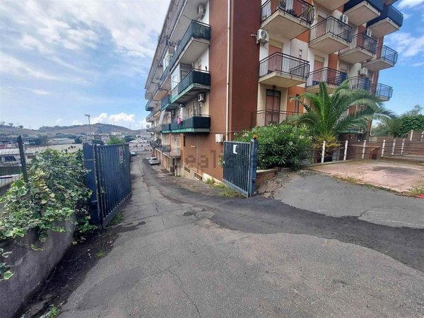 locale di sgombero in vendita a Misterbianco