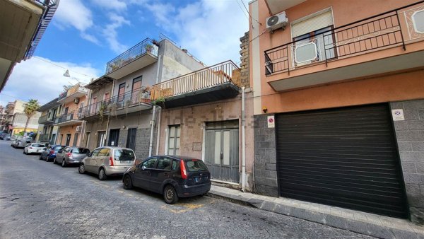 casa indipendente in vendita a Misterbianco