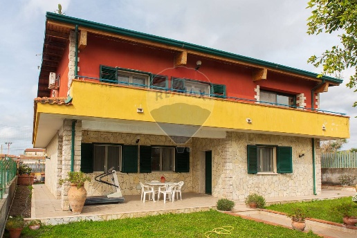 casa indipendente in vendita a Misterbianco