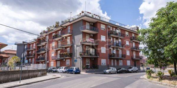 appartamento in vendita a Misterbianco in zona Belsito
