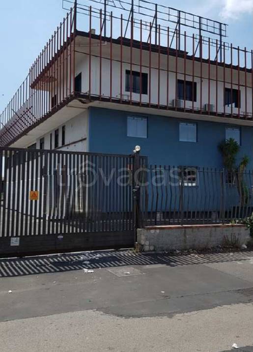 locale commerciale in vendita a Misterbianco