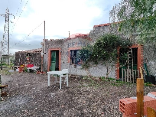 casa indipendente in vendita a Misterbianco