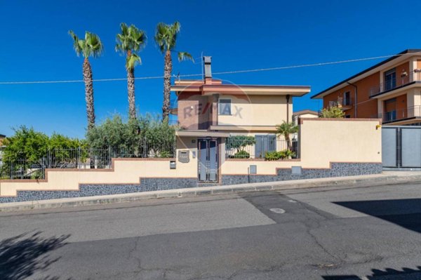 casa indipendente in vendita a Misterbianco in zona Lineri / Montepalma