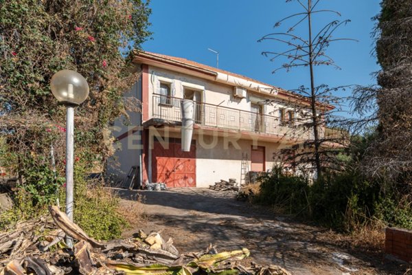 casa indipendente in vendita a Misterbianco